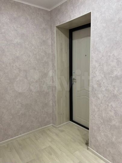 2-к. квартира, 50 м², 3/3 эт.