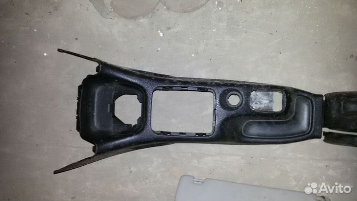 Пежо 206 консоль