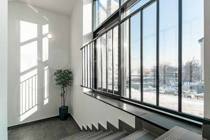 Офис с парковочным местом, 14.4 м²