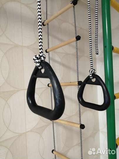 Шведская стенка турник боксерская груша перчатки