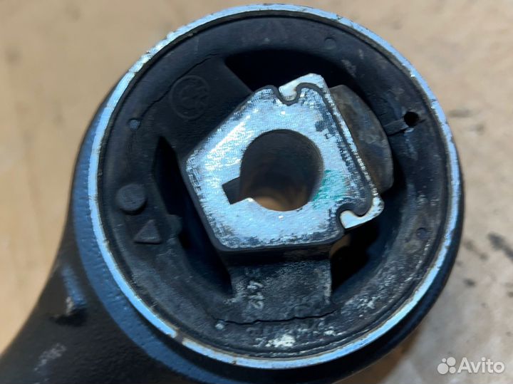 Рычаг продольный правый 72т.км Bmw x3 e83