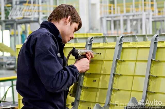 Слесарь-сборщик мк 3-4 разр. Вахта