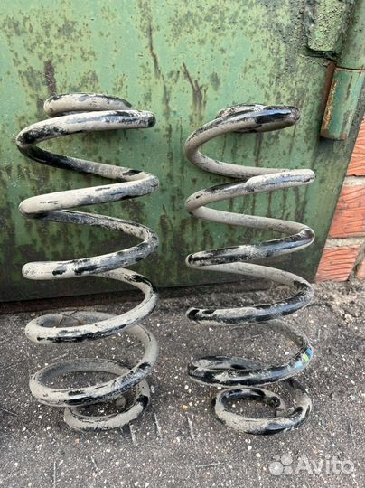 Пружина передняя BMW X5 X6 E70 E71 c Dynamic Drive