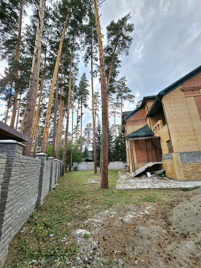 Дом 340 м² на участке 12,4 сот.