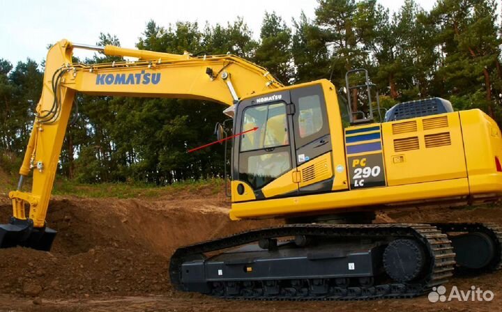 Стекло двери верхнее на экскаватор Komatsu PC290