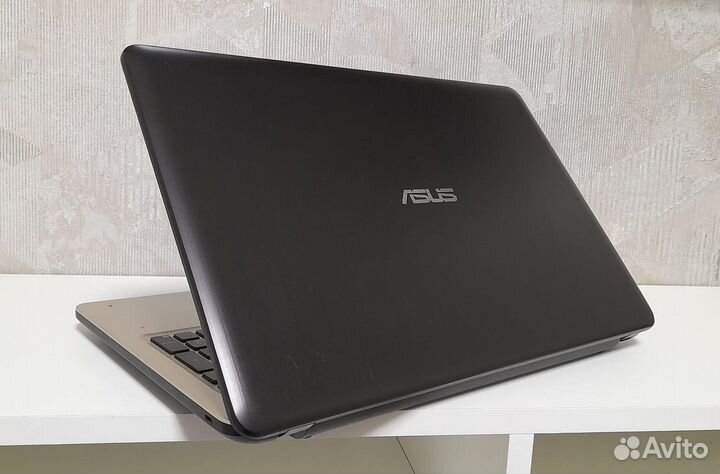 Ноутбук asus,SSD, Nvidia 2Gb, гарантия