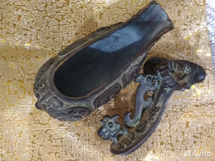 Бронзовый баран