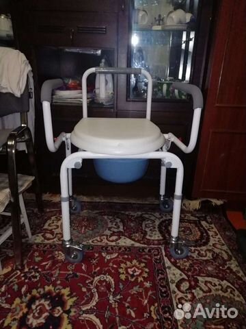 Кресло стул санитарный на колесах