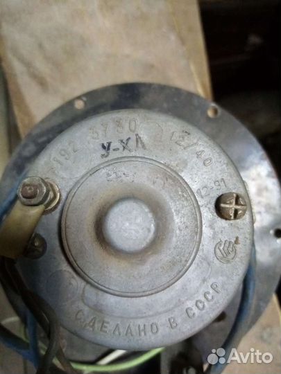 Продам моторчик печки и крестовина на ЗИЛ 130