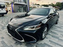 Lexus ES 2.5 AT, 2021, 149 000 км, с пробегом, цена 3 790 000 руб.