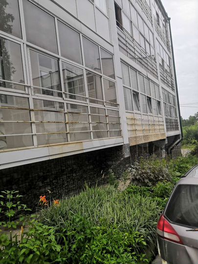 2-к. квартира, 44 м², 3/3 эт.