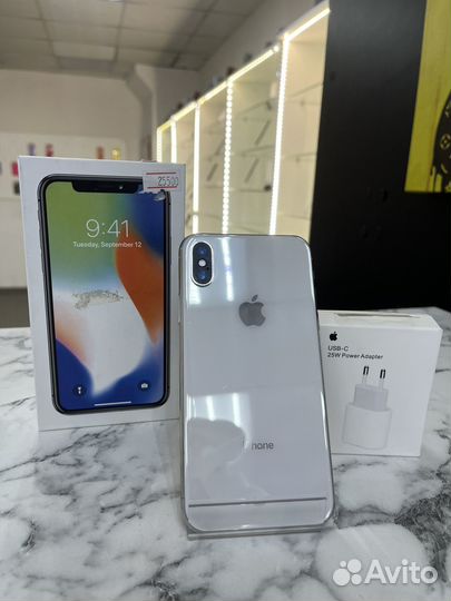 iPhone X, 64 ГБ