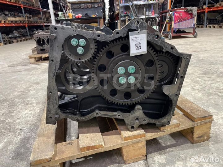 Блок цилиндров двигателя MAN TGA TGX D2066 D2676