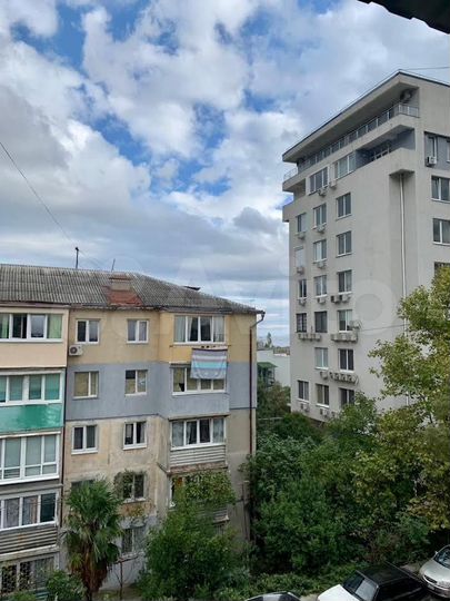 2-к. квартира, 50 м², 4/4 эт.