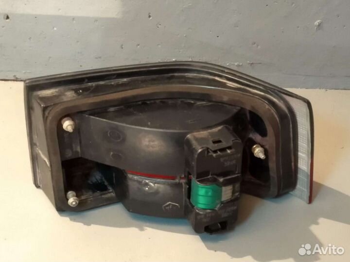 Фонарь на ваз 2110-12