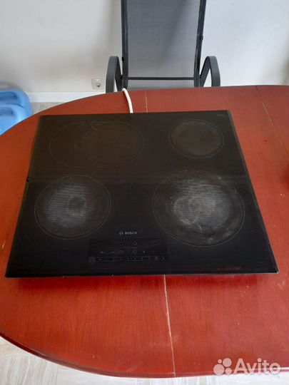 Электрическая варочная панель Bosch HT6ET60