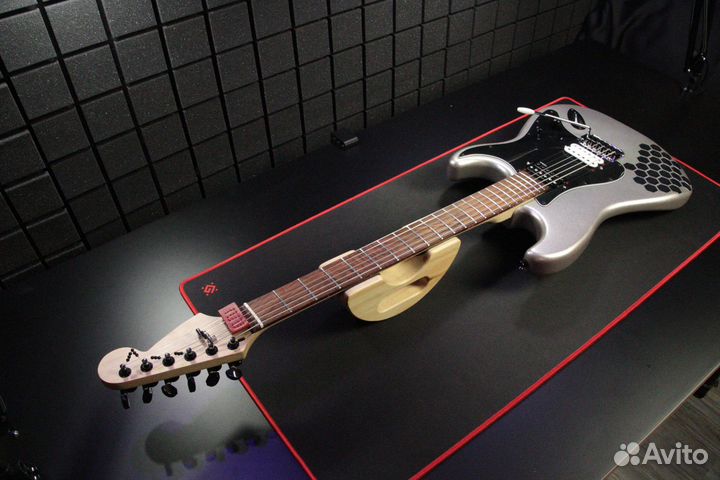 Электрогитара Баритон Stratocaster Серый металлик