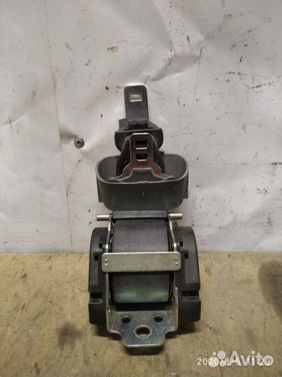 Ремень безопасности задний Renault Symbol 1