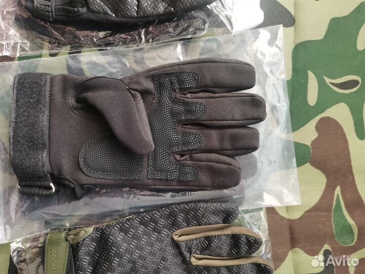 Перчатки тактические