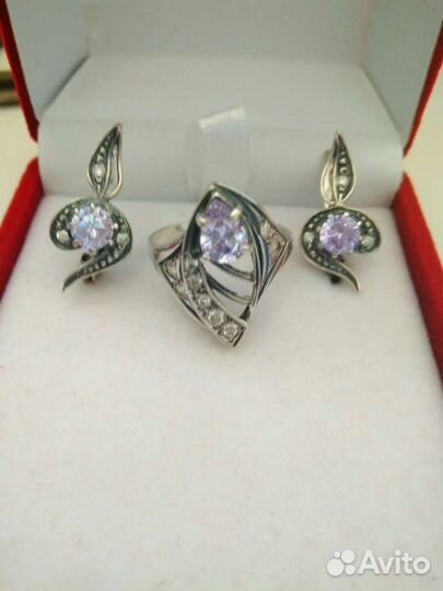 Серьги и кольцо серебро с аметистом и фианитами