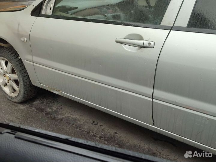 Mitsubishi Lancer Cedia, 2001
