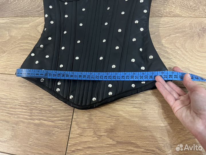 Женский корсет кожаный