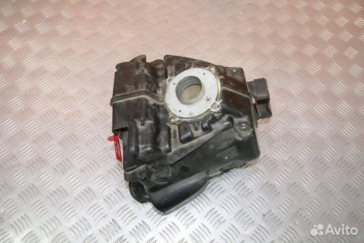 Корпус воздушного фильтра Suzuki Bandit 250V, GJ77