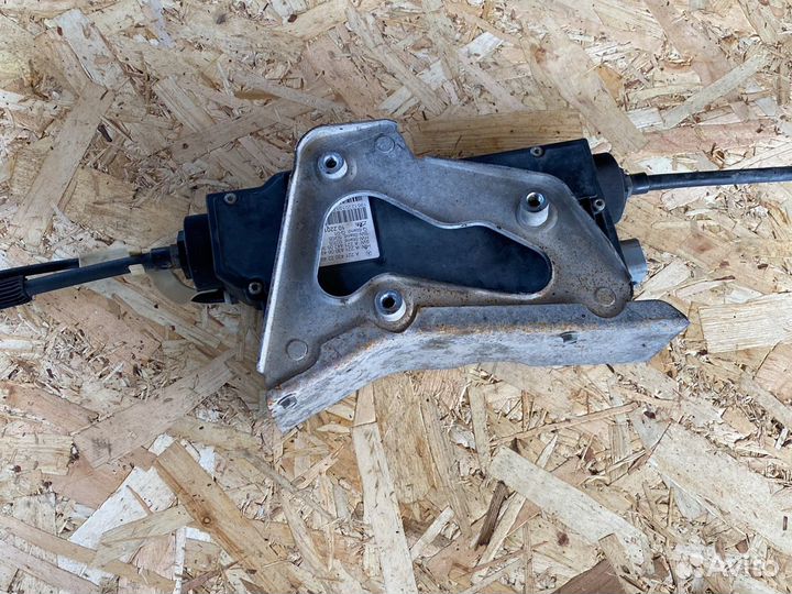 Механизм ручника Мерседес w216