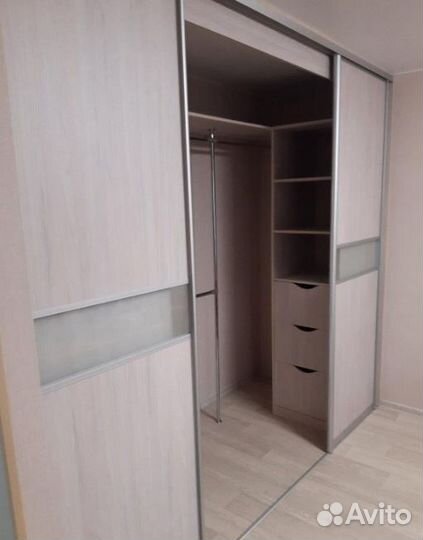 Рабочая зона у окна