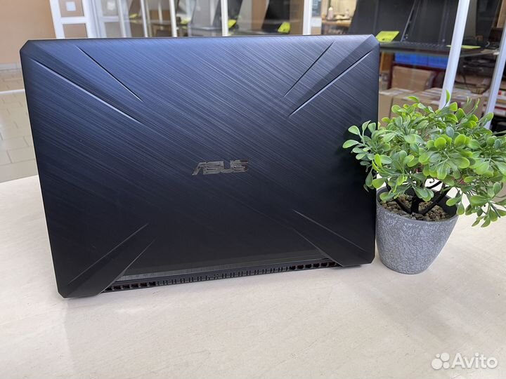 Потрясающий Игровой ноутбук/Ryzen 7/16GB/GTX/SSD