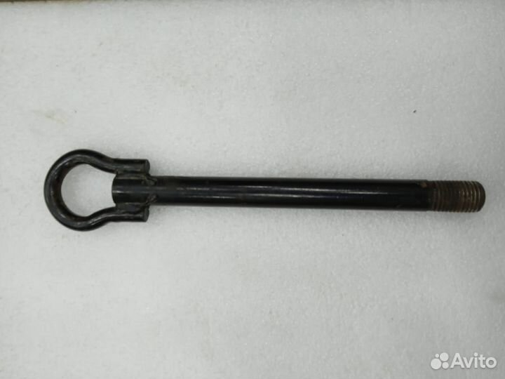 Буксировочный крюк Renault Kaptur