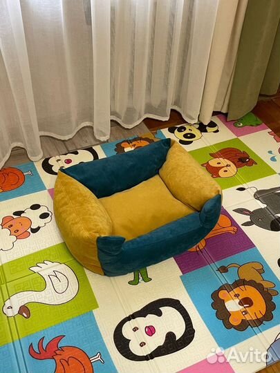 Лежанка для собак и кошек