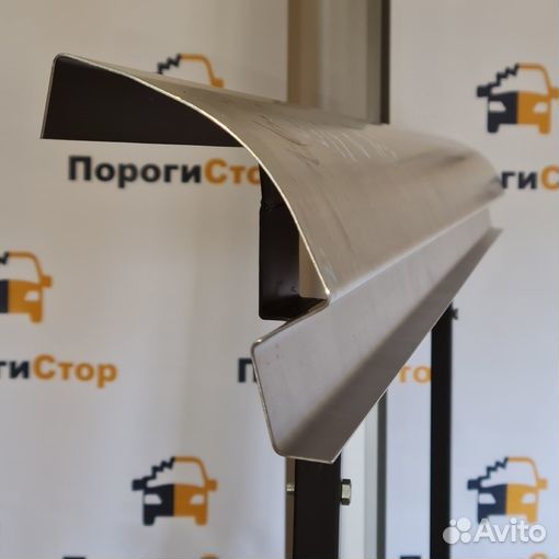 Кузовные пороги Honda Civic ремонтные правый