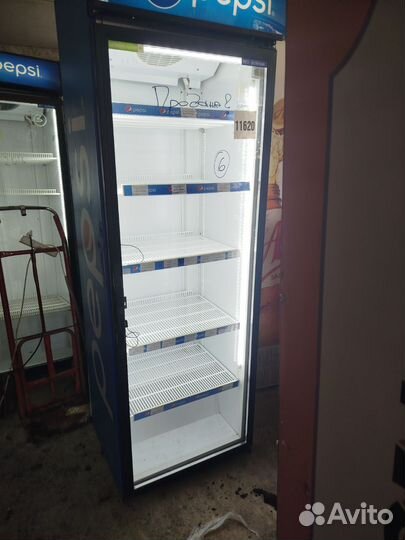 Холодильный шкаф