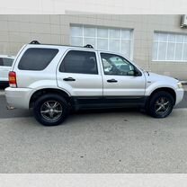 Ford Escape 2.3 AT, 2005, 186 000 км, с пробегом, цена 699 000 руб.