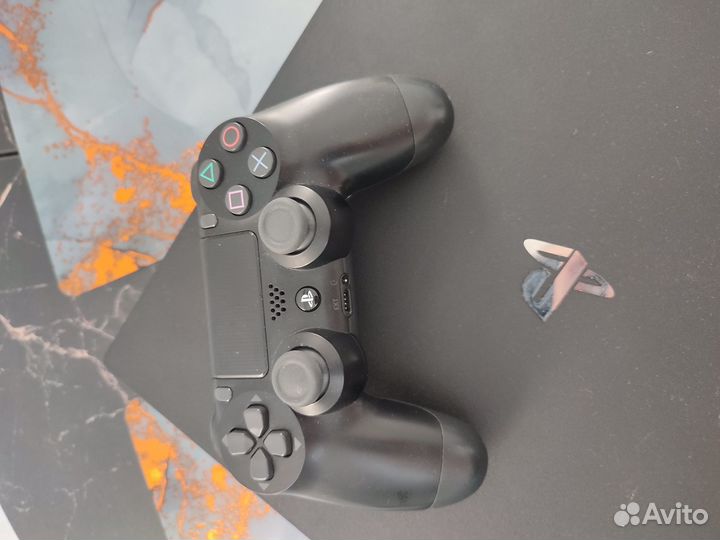 Ps 4 pro 2 геймпада