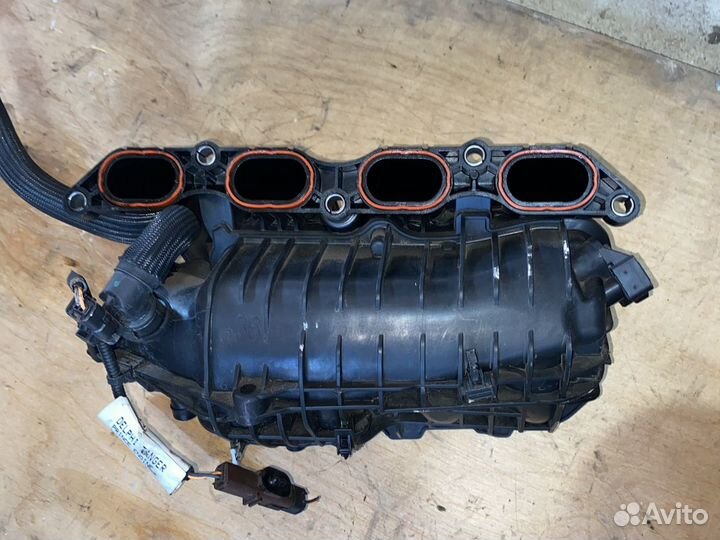 Коллектор впускной Пежо 308 1.6л Ситроен