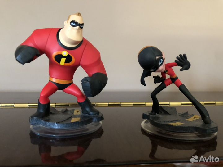 Портал Disney Infinity для PlayStation 3 с фигурка