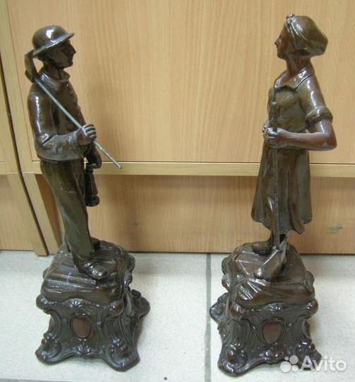 Рабочий и колхозница. Шахтер и крестьянка. Европа