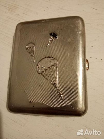 Портсигар СССР парашютисты