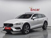 Volvo V60 Cross Country 2.0 AT, 2019, 34 000 км, с пробегом, цена 2 810 000 руб.