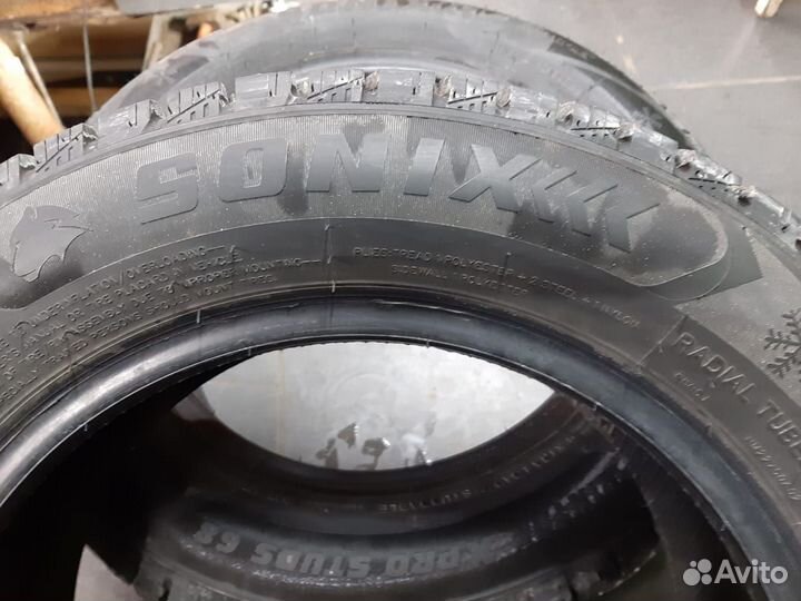 Sonix Snowrover 966 175/65 R14