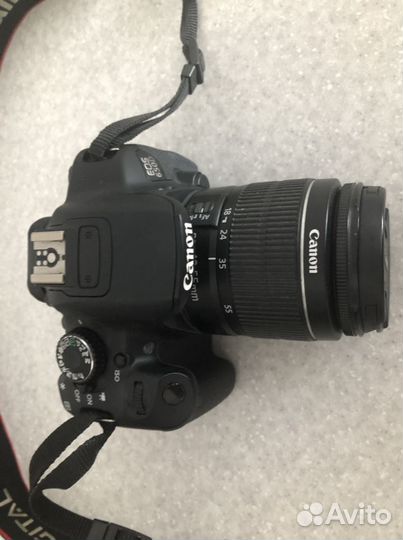 Зеркальный фотоаппарат