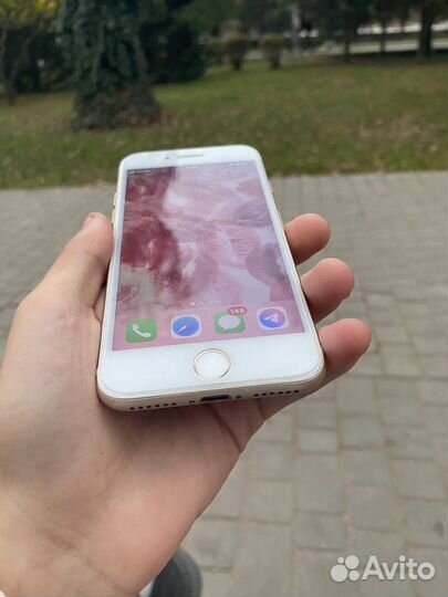 iPhone 7, 128 ГБ