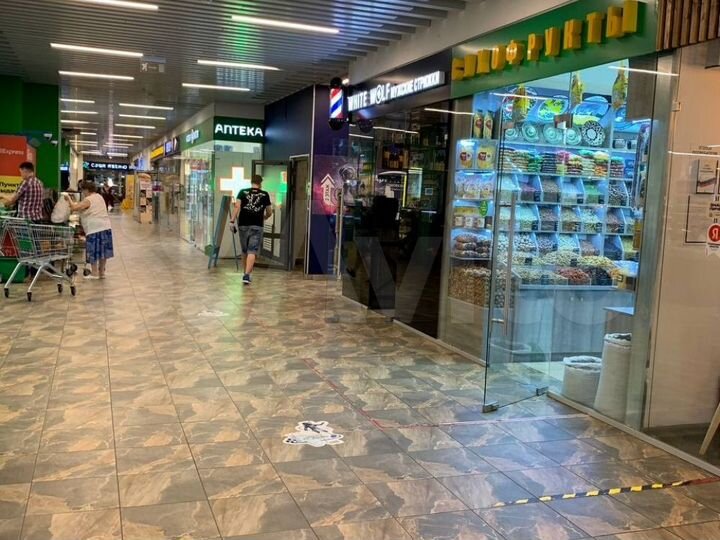 Продам торговое помещение, 137 м²