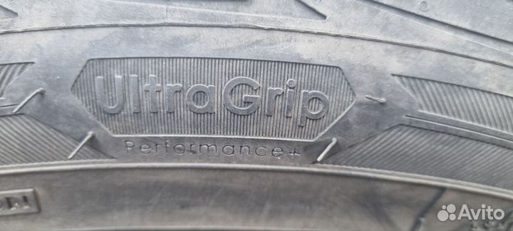 Goodyear UltraGrip Performance+ 245/45 R18 V