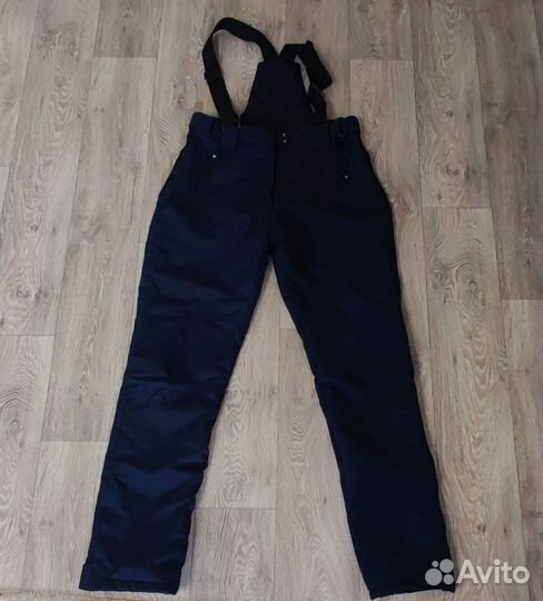 Костюм горнолыжный женский