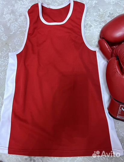 Форма для бокса + боксерские перчатки