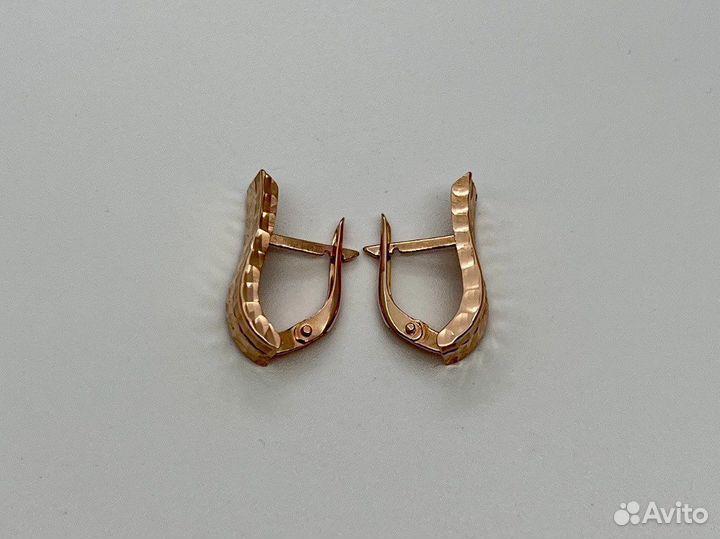 Золотые серьги 375 пробы