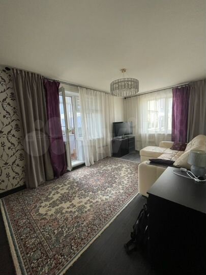 2-к. квартира, 49 м², 9/10 эт.